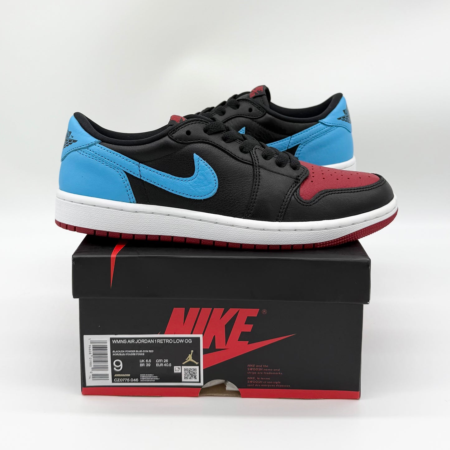 Jordan 1 Retro Low OG “NC to Chi” (W) US9W