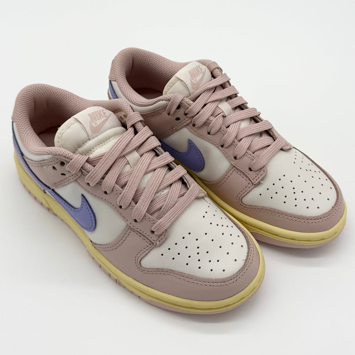 Nike Dunk Low “Pink Oxford” (W) US5W