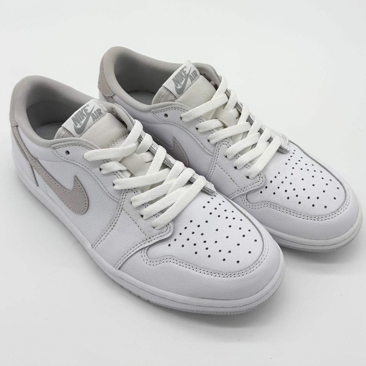 Jordan 1 Retro Low OG “Neutral Grey” US9.5