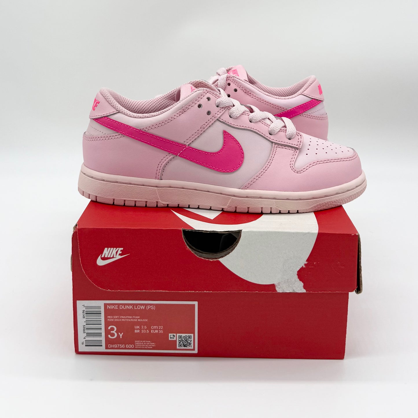 Nike Dunk Low “Triple Pink” (PS) US3Y