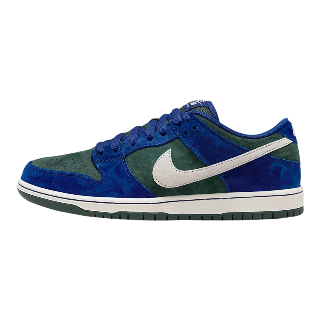 Nike SB Dunk Low “Deep Royal Blue”