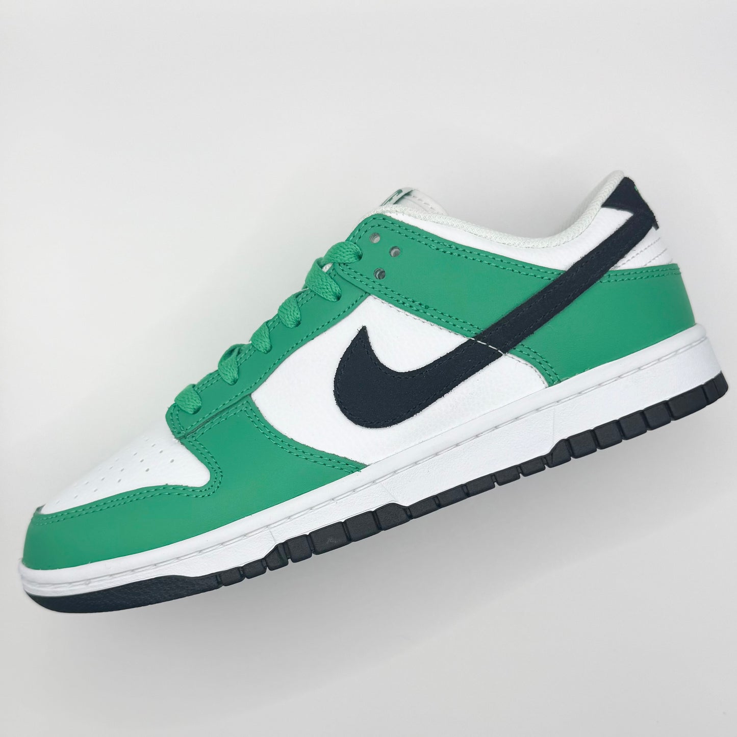 Nike Dunk Low “Celtics”