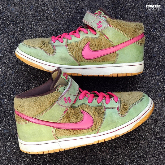 Nike SB Dunk Mid “Mamma Bear” (2006) US10