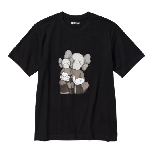 Kaws x Uniqlo Tee