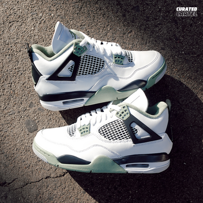 Jordan 4 Retro “Seafoam” (W)