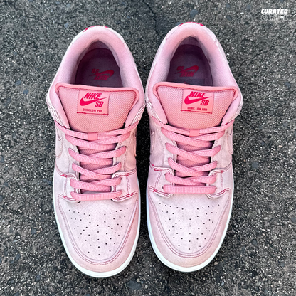 Nike SB Dunk Low “Pink Pig” US10